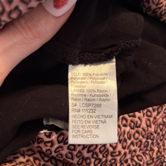 Urban Outfitters Millie Pink Leopard Print Button Front Mini Skirt Size Medium - Picture 7 of 8